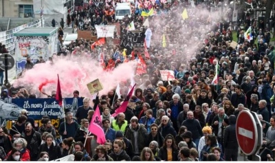 Γαλλία:  Διαδηλώσεις κατά της αστυνομικής βίας σε Παρίσι και Μασσαλία - Νέες παρεμβάσεις της αστυνομίας