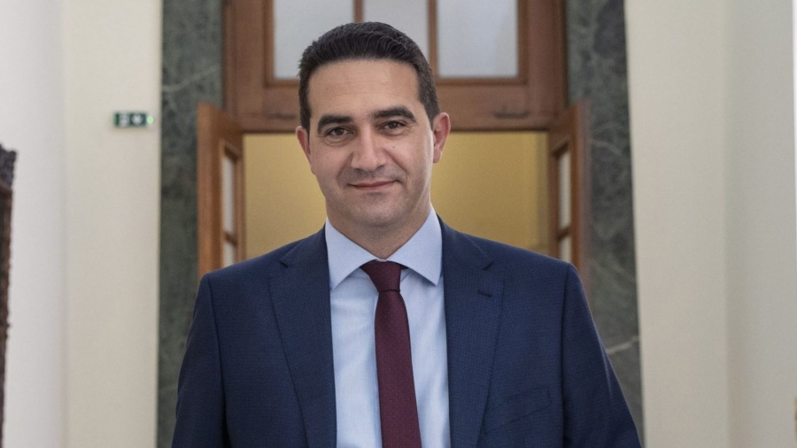 Κατρίνης - ΠΑΣΟΚ: Υπάρχει τραπεζικό σύστημα για να χρηματοδοτήσει την ανάπτυξη της οικονομίας;