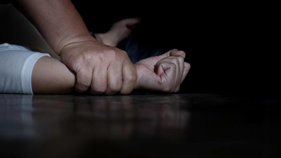 Υπόθεση βιασμού 24χρονης στη Θεσσαλονίκη - Το θύμα αναγνώρισε και δεύτερο πρόσωπο - Έρευνα για κύκλωμα μαστροπείας
