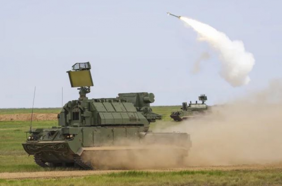 Εξολοθρευτής σμήνους drones και πλήθους αεροπορικών στόχων, ακόμα και εν κινήσει, το ρωσικό Tor - M2