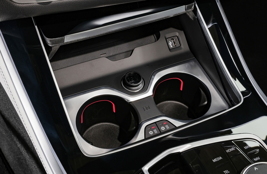 Αντίο στους λεκέδες: τα φρένα που προστατεύουν τον οδηγό και τον καφέ του