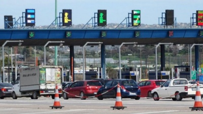 Αναστέλλεται η αύξηση των διοδίων της Αττικής Οδού, με παρέμβαση Σπίρτζη