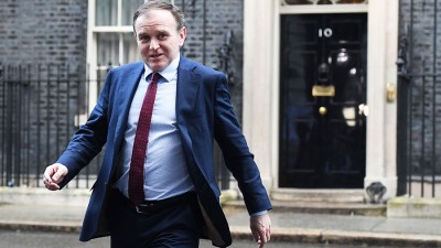 Eustice (Βρετανία): Εξαντλείται ο χρόνος για τη συμφωνία του Brexit - Πρέπει να βιαστούμε