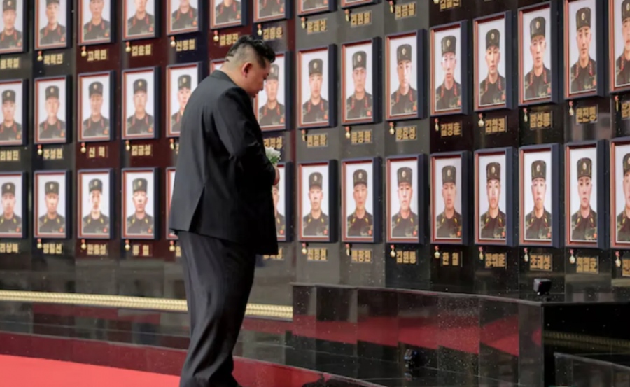 Ο Kim υπόσχεται «όμορφη ζωή» στις οικογένειες των Βορειοκορεατών που έπεσαν στο Ουκρανικό μέτωπο