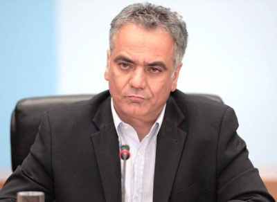 Σκουρλέτης: Απόσυρση των ΜΑΤ, ακύρωση των κλειστών κέντρων και αποσυμφόρηση των νησιών