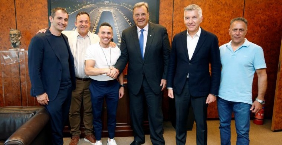 Koύβελος σε Πετρούνια: Είσαι πρότυπο για όλα τα παιδιά, συνέχισε έτσι