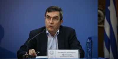 Οικονόμου (υφ.Προστασίας του Πολίτη): Καμία σκέψη για χαλάρωση μέτρων την Πρωτοχρονιά