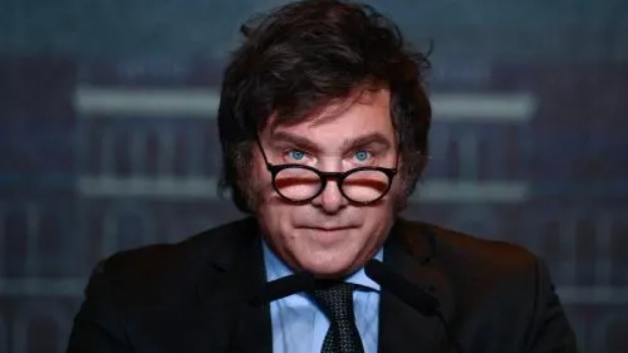 Άρχισαν τα σκάνδαλα στην Αργεντινή του Milei – Αύξησε 48% το μισθό του, αλλά απέλυσε τον Υπ. Εργασίας γιατί έκανε… λάθος