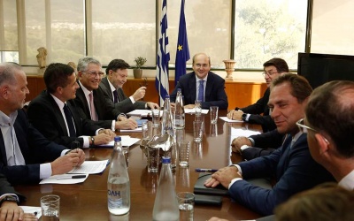 Χατζηδάκης: «Κανένας λόγος πανικού από την άνοδο των διεθνών τιμών πετρελαίου»