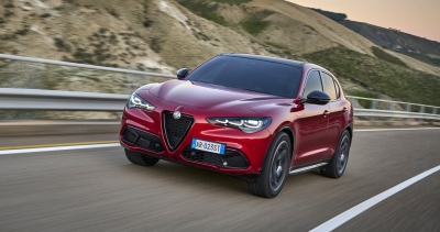 H νέα Alfa Romeo Stelvio δοκιμάζεται στους δρόμους