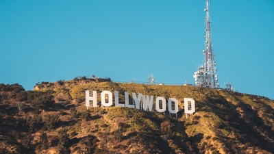 Tara Reade (πρώην βοηθός Biden): Το Hollywood προωθεί αρνητικά στερεότυπα για τη Ρωσία