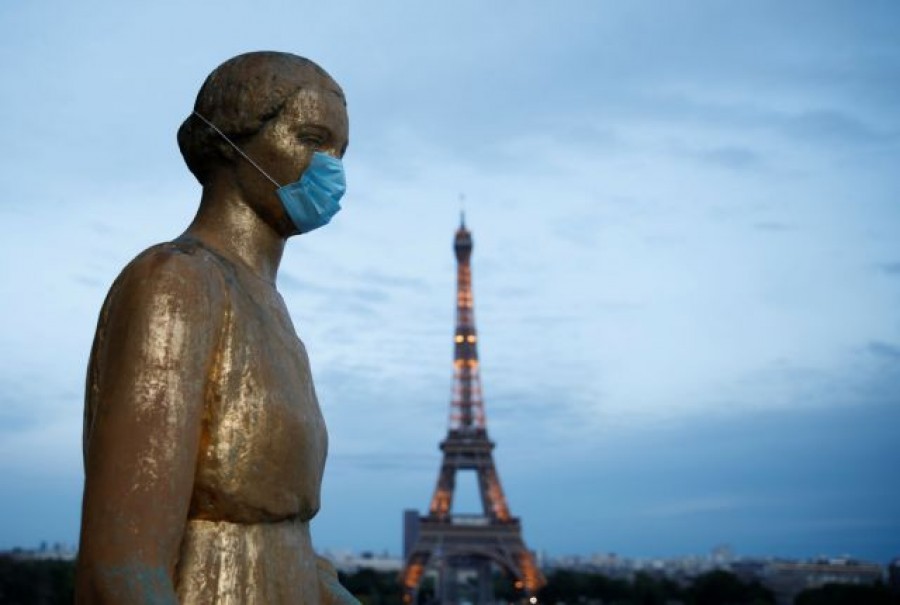 Γαλλία: Στα 1.695 τα κρούσματα κορωνοϊού, ο υψηλότερος αριθμός εδώ και 2 μήνες
