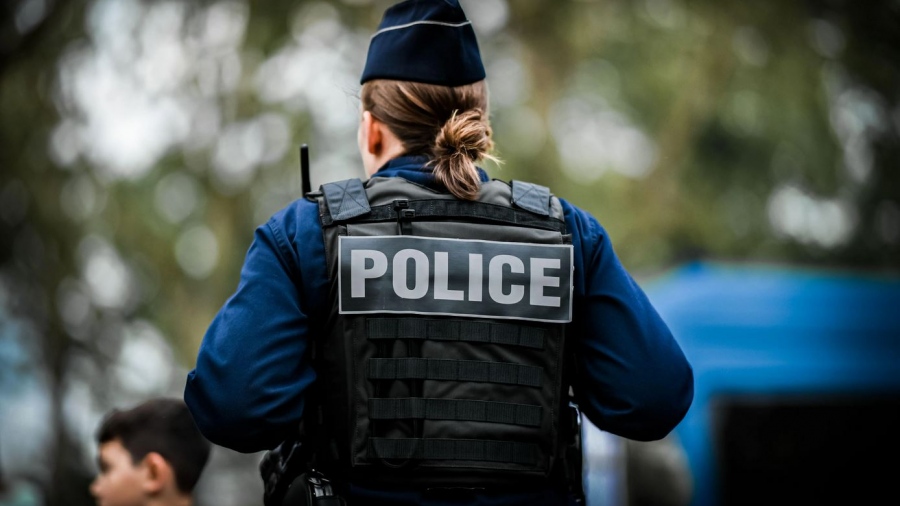 Αυτοκίνητο έπεσε σε πλήθος σε νησί της Γαλλίας - «Allahu Akbar», φώναζε ο οδηγός - Τουλάχιστον 10 τραυματίες