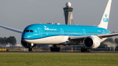 Σοκ στην Ολλανδία: Κινητήρας αεροπλάνου «ρούφηξε» άνθρωπο στο αεροδρόμιο - Σκοτώθηκε μπροστά στους επιβάτες