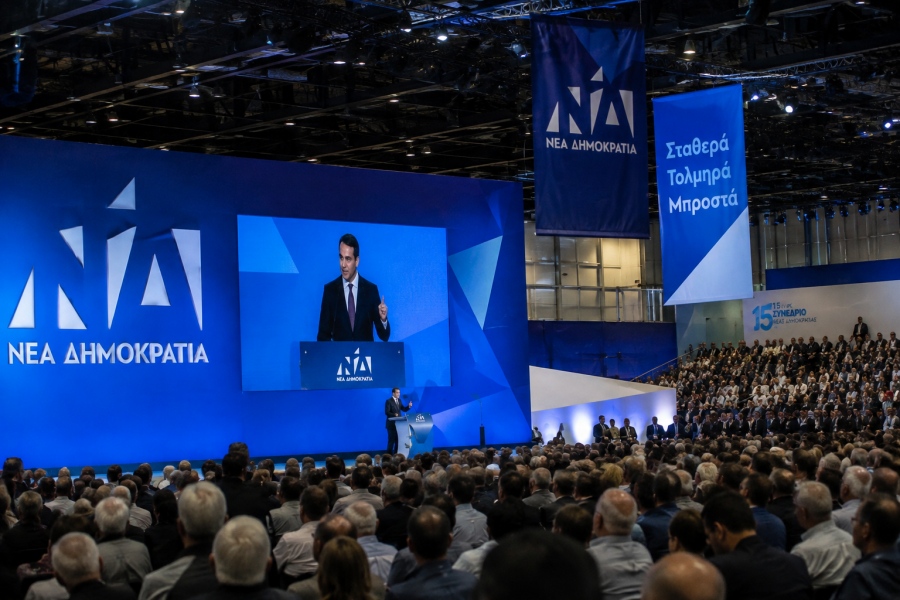 «Γαλάζιο» όργιο στη ΔΕΘ: Φιέστες, πανάκριβα περίπτερα και προεκλογικές καμπάνιες με κρατικό χρήμα – Βράζει το Μαξίμου