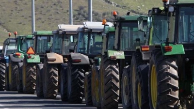 Η ΕΛ.ΑΣ. σχηματίζει δικογραφίες για τα μπλόκα στη Δυτική Ελλάδα