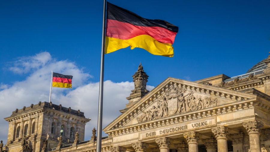 Νέα υποβάθμιση για την οικονομία της Γερμανίας από το Ifo -  Στο 0,7% η ανάπτυξη το 2024 μετά το Συνταγματικό Δικαστήριο