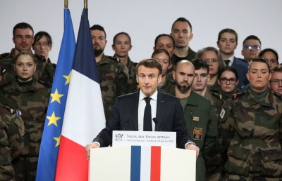 Η Γαλλία στέλνει «μεταμφιεσμένους» στρατιώτες στην Ουκρανία, η Ρωσία τους εξοντώνει και ταπεινώνει τον Macron