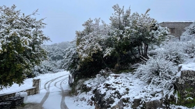 Καιρός: Έκτακτο δελτίο επιδείνωσης – Χιόνια και θυελλώδεις άνεμοι