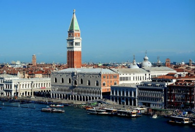 Ιταλικός προϋπολογισμός: Φόρος εισόδου στους τουρίστες που απλώς εισέρχονται στη Βενετία