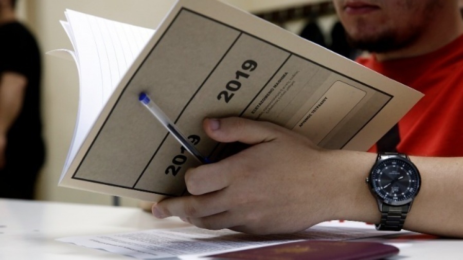 Βατά τα θέματα της Ιστορίας, μέτριας δυσκολίας σε Φυσική και ΑΕΠΠ