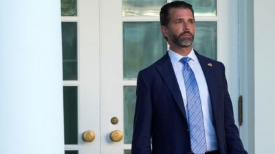 Donald Trump Jr: Οι ολιγάρχες στην Ουκρανία κλέβουν τα πάντα και στέλνουν τους αγρότες στον πόλεμο να σκοτωθούν
