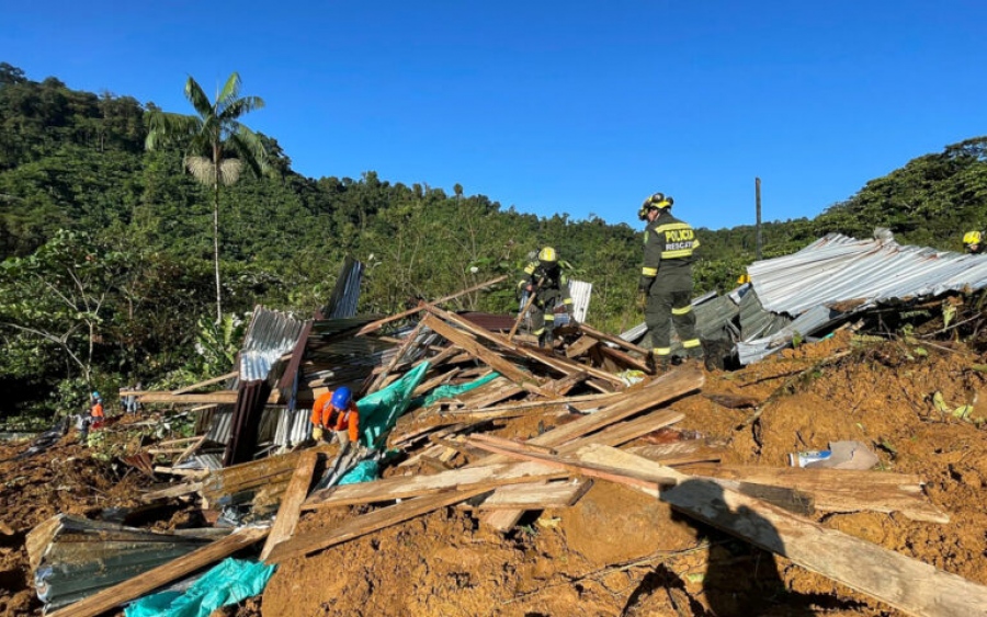 Κολομβία: Τουλάχιστον 33 νεκροί από κατολίσθηση, 30 άνθρωποι παγιδεύτηκαν κάτω από τα ερείπια