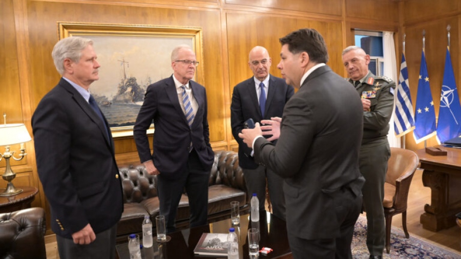 Δένδιας (ΥΠΕΘΑ): Συζήτηση με Γερουσιαστές των ΗΠΑ για Μέση Ανατολή και Ουκρανία