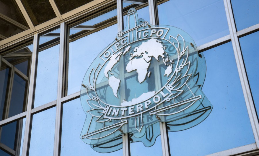 Γαλλία - Interpol: Πάνω από 200 συλλήψεις σε επιχείρηση σε 4 ηπείρους για εμπορία ανθρώπων