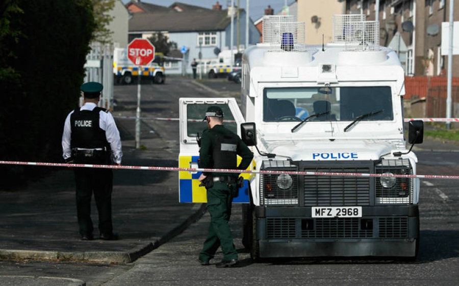 Η ΕΕ καταδίκασε τη δολοφονία δημοσιογράφου στη Βόρεια Ιρλανδία