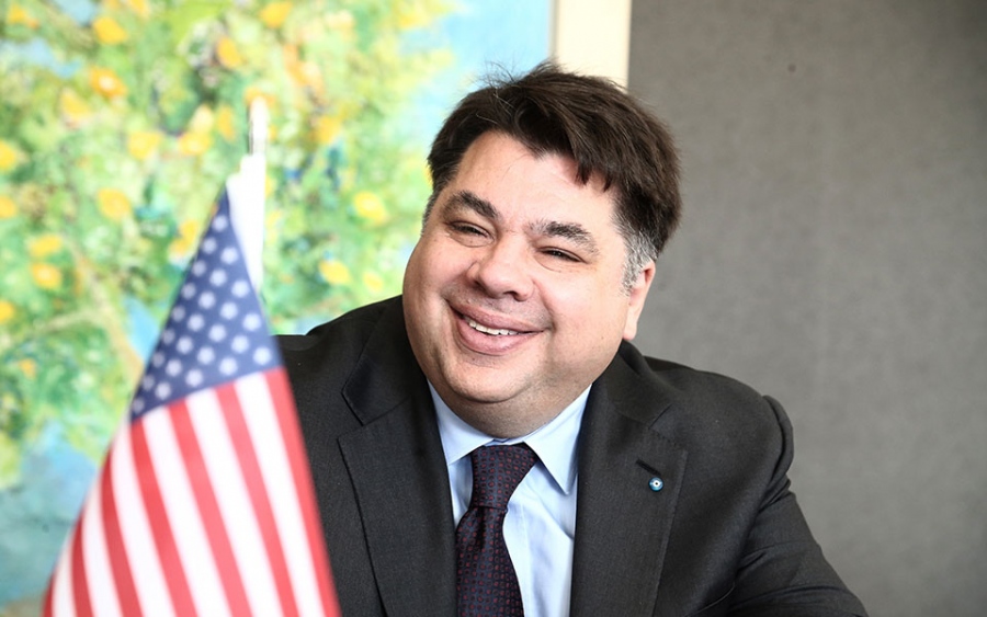 Ο πρέσβης των ΗΠΑ Τσούνης