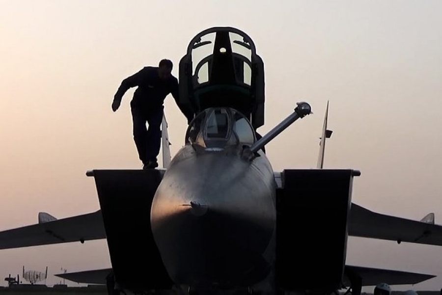 Στάχτη αεροδρόμια στο Κίεβο - Οι Ρώσοι χτύπησαν με Kinzhal και drones Geran - Στόχος τα Patriot