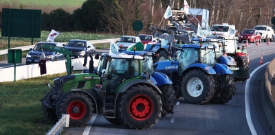 Τι συμβαίνει - Μαζικός ξεσηκωμός των αγροτών στην Ευρώπη ενάντια στις πράσινες πολιτικές