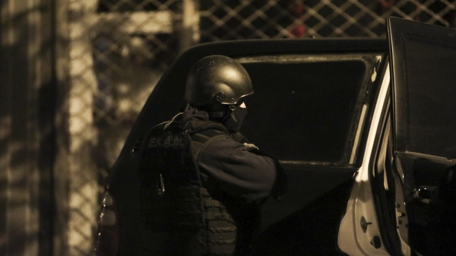 Ελλάδα στο έλεος της τουρκικής μαφίας: Πράκτορες της ΕΥΠ που δέχονται πυρά, εκτελέσεις σε Γλυφάδα και κράτος σε... παράλυση