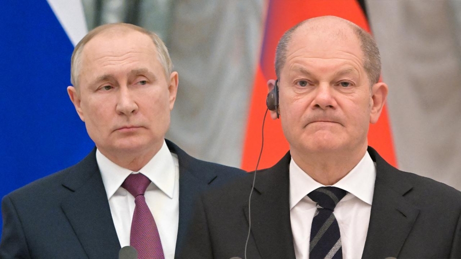 Πυρά Putin σε επικοινωνία με Scholz: Καταστροφικό αυτό που κάνετε στην Ουκρανία