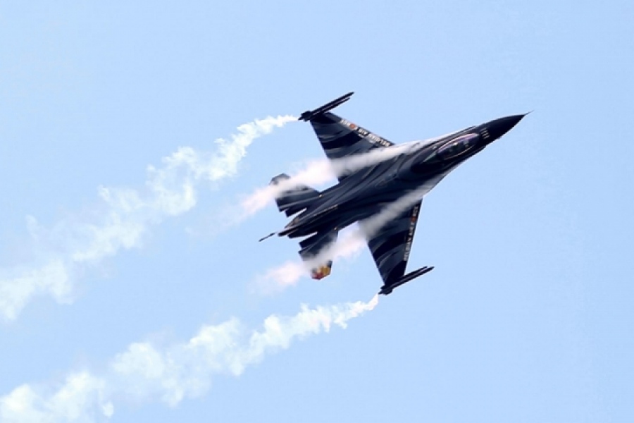 Η Γαλλία θα εκπαιδεύσει Ουκρανούς πιλότους στα F-16