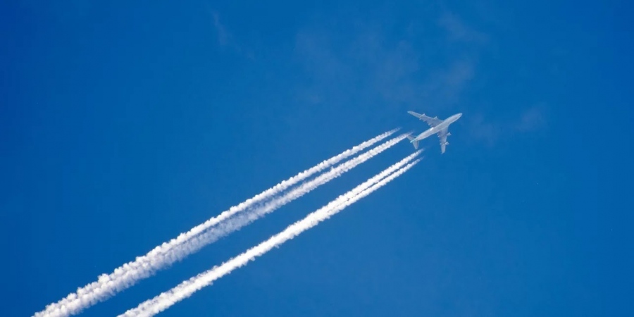 ΗΠΑ: Ο RFK Junior δημιουργεί ομάδα που θα ερευνήσει... αν μας ψεκάζουν τα αεροπλάνα