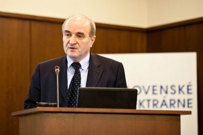 Makuch (EKT): Οι συζητήσεις στο δ.σ. πλέον μετατοπίζονται από το QE στα επιτόκια