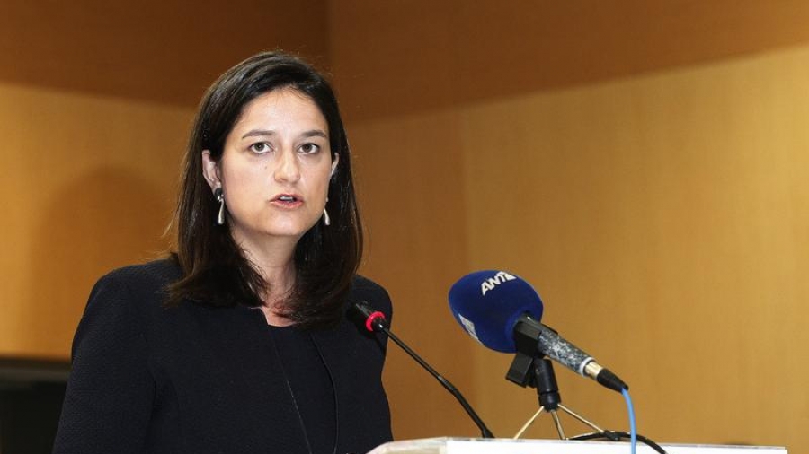 Κεραμέως: Καμία συζήτηση για εξ αποστάσεως εκπαίδευση – Προτεραιότητα της κυβέρνησης να παραμείνουν τα σχολεία ανοιχτά