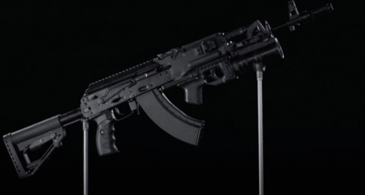 Ο πρωθυπουργός Modi εγκαινίασε εργοστάσιο που θα κατασκευάσει 750.000 Kalashnikov για τον ινδικό στρατό