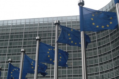 Κομισιόν: Εξετάζουμε περαιτέρω οικονομική βοήθεια στην Ουκρανία στις αρχές του 2018