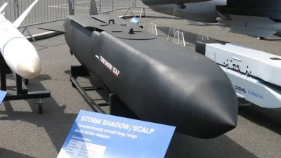 Ποιους κινδύνους αντιμετωπίζει η Γαλλία εάν μεταφέρει τακτικά πυρηνικά όπλα στην Ουκρανία;