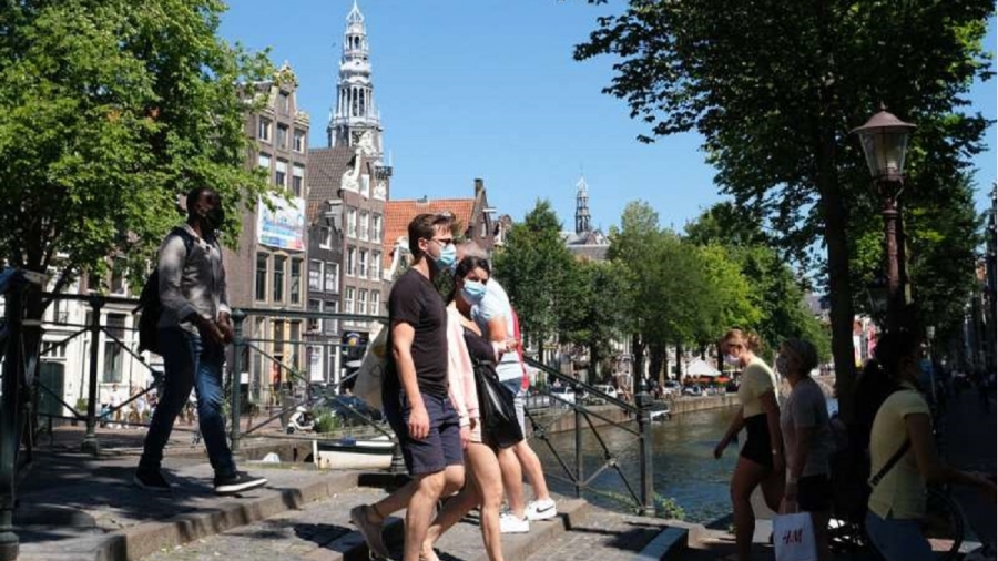 Πώς συνυπάρχουν φόβος COVID-19 και η επιθυμία για ταξίδια