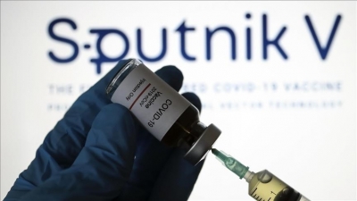 Μυστήριο με το ρωσικό εμβόλιο Sputnik V και τον ΕΜΑ – Δεν έχει υποβάλει αίτηση για την ΕΕ, αλλά λέει ότι έχει υποβάλει