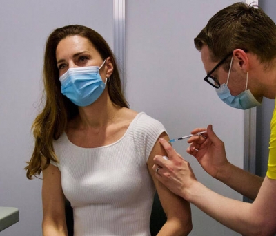 Βρετανία: Η Kate Middleton έκανε την πρώτη δόση του εμβολίου κατά του κορωνοϊού
