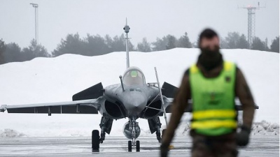 Άγρια κλιμάκωση - Κάτι μεγάλο σχεδιάζει το ΝΑΤΟ, προσγειώνονται μαζικά αεροσκάφη στην Πολωνία - Συναγερμός στη Ρωσία