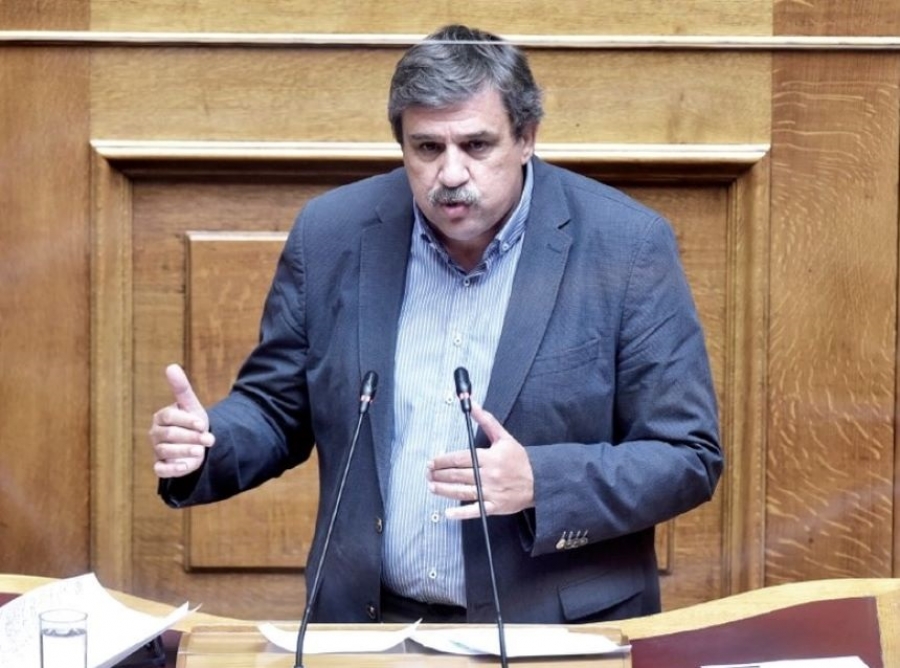 Ξανθός: Ανεύθυνα και επικίνδυνα για τη Δημόσια Υγεία τα αντανακλαστικά της κυβέρνησης για την Omicron