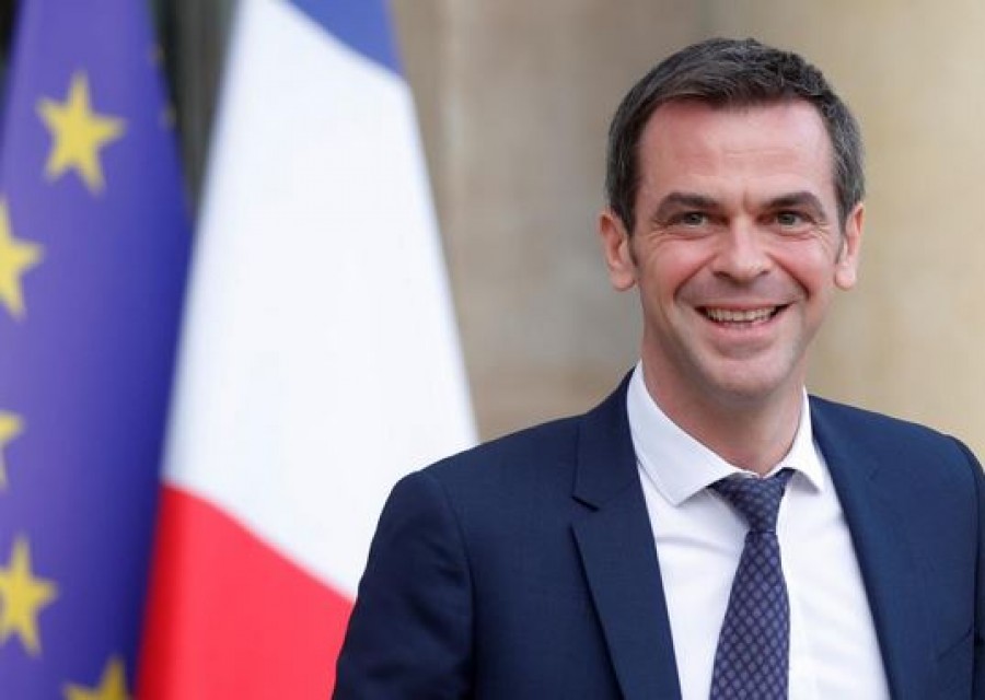 Veran (Γάλλος υπ. Υγείας): Στη Γαλλία ο κορωνοϊός μολύνει περισσότερο ανθρώπους κάτω των 40 ετών