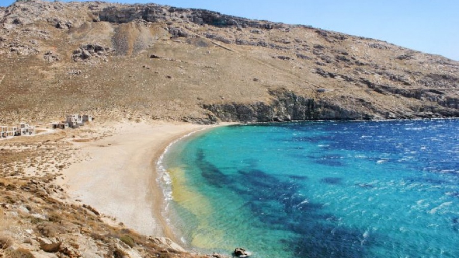 Άδειες για νέα ξενοδοχεία σε Σέριφο και Ηράκλειο