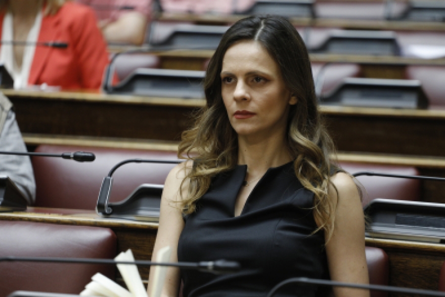 Αχτσιόγλου: Βαρύ και άδικο το τίμημα για τους πολίτες με την πολιτική Μητσοτάκη - Μόνη διέξοδος η πολιτική αλλαγή